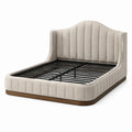 Modernes Polsterbett 180 × 200 cm in Beige mit dunkelbraunem Holzsockel und Metalllattenrost